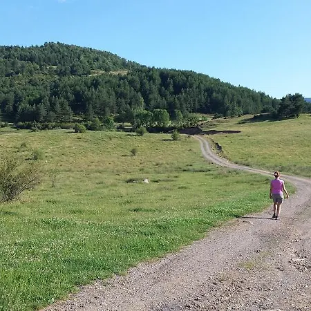 Turisticos Batlle * Laspaúles
